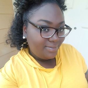 Meet your Posher, Trena